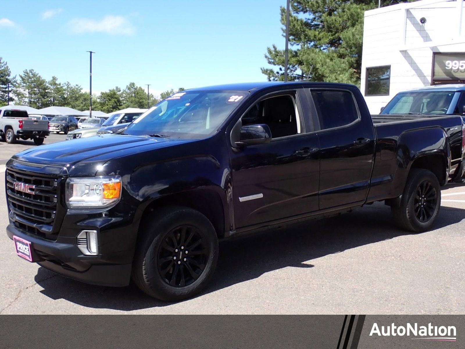 2021 GMC Canyon Elevation 4WD Crew Cab Short Box's photo