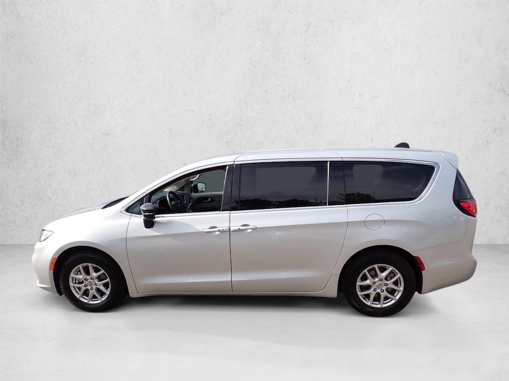 Used 2024 Chrysler Pacifica Touring L Van Passenger Van