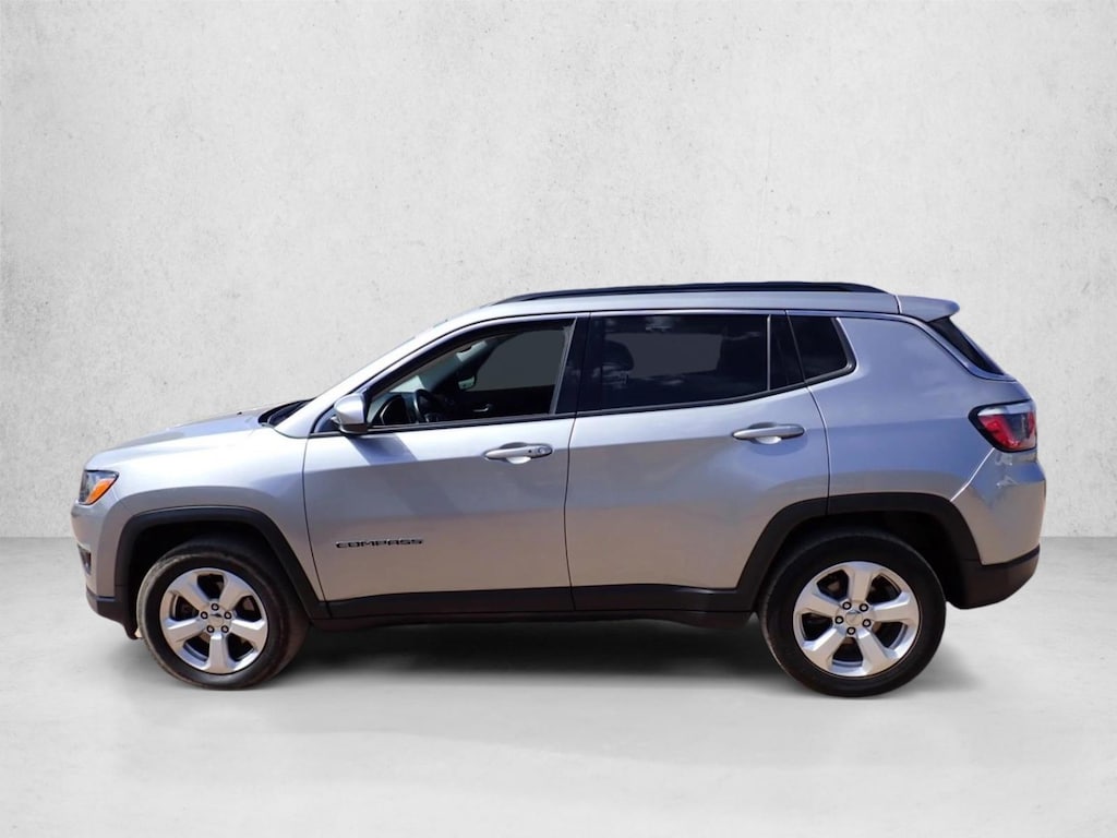 Used 2018 Jeep Compass Latitude SUV