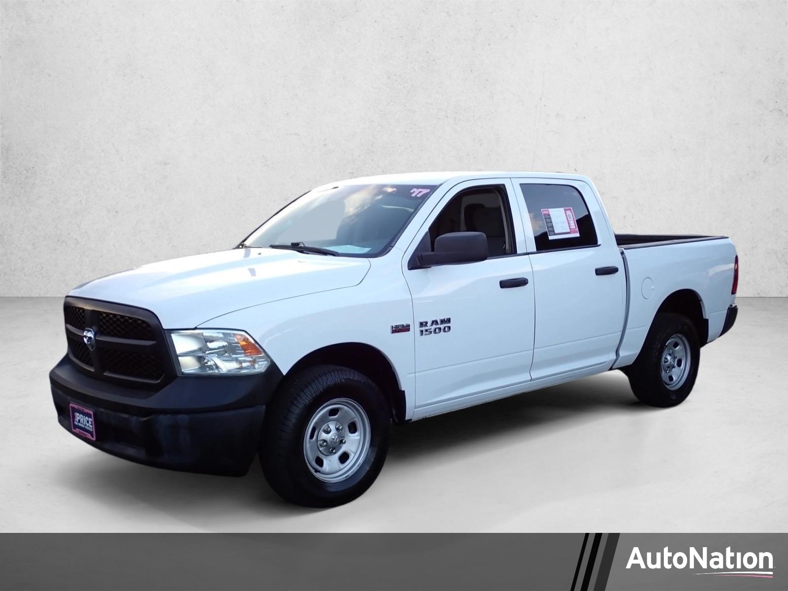 2017 RAM 1500 Tradesman 4x4 Crew Cab 5'7's photo