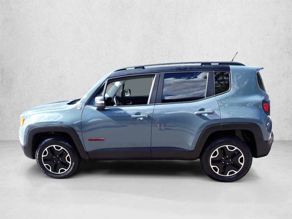 Used 2016 Jeep Renegade Trailhawk SUV