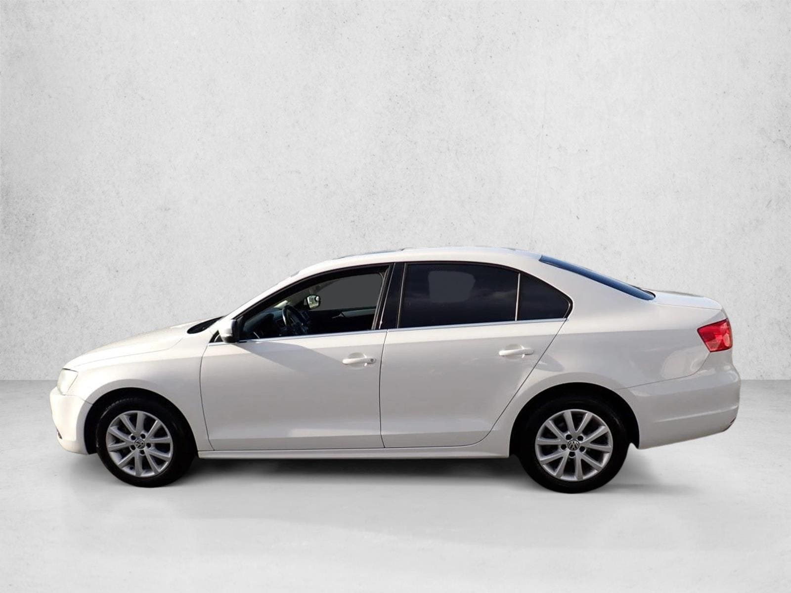 Used 2013 Volkswagen Jetta SE with VIN 3VWDX7AJ8DM393551 for sale in Centennial, CO