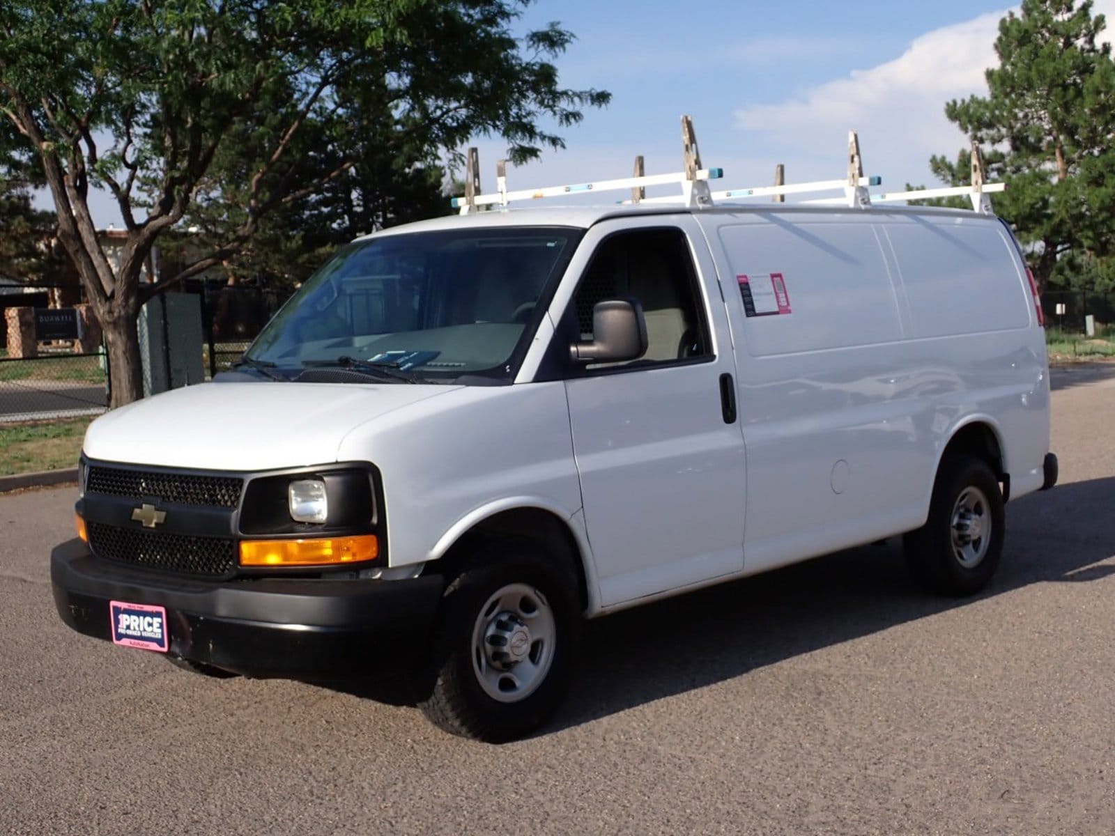 Used 2017 Chevrolet Express Cargo Work Van with VIN 1GCZGGFF6H1236729 for sale in Centennial, CO