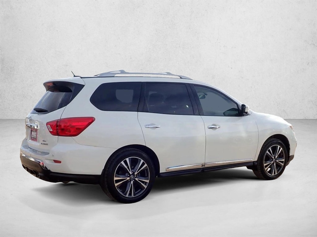 Used 2017 Nissan Pathfinder Platinum SUV