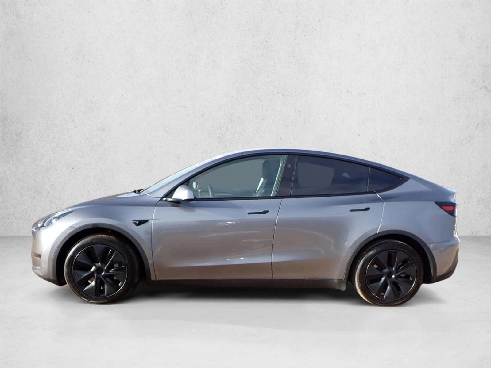 Used 2024 Tesla Model Y Long Range with VIN 7SAYGAEE8RF168236 for sale in Northfield, Minnesota
