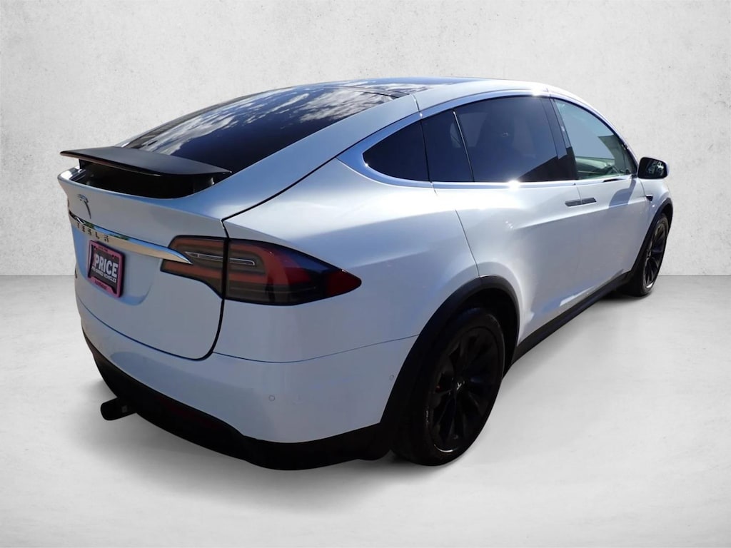 Used 2017 Tesla Model X 90D SUV