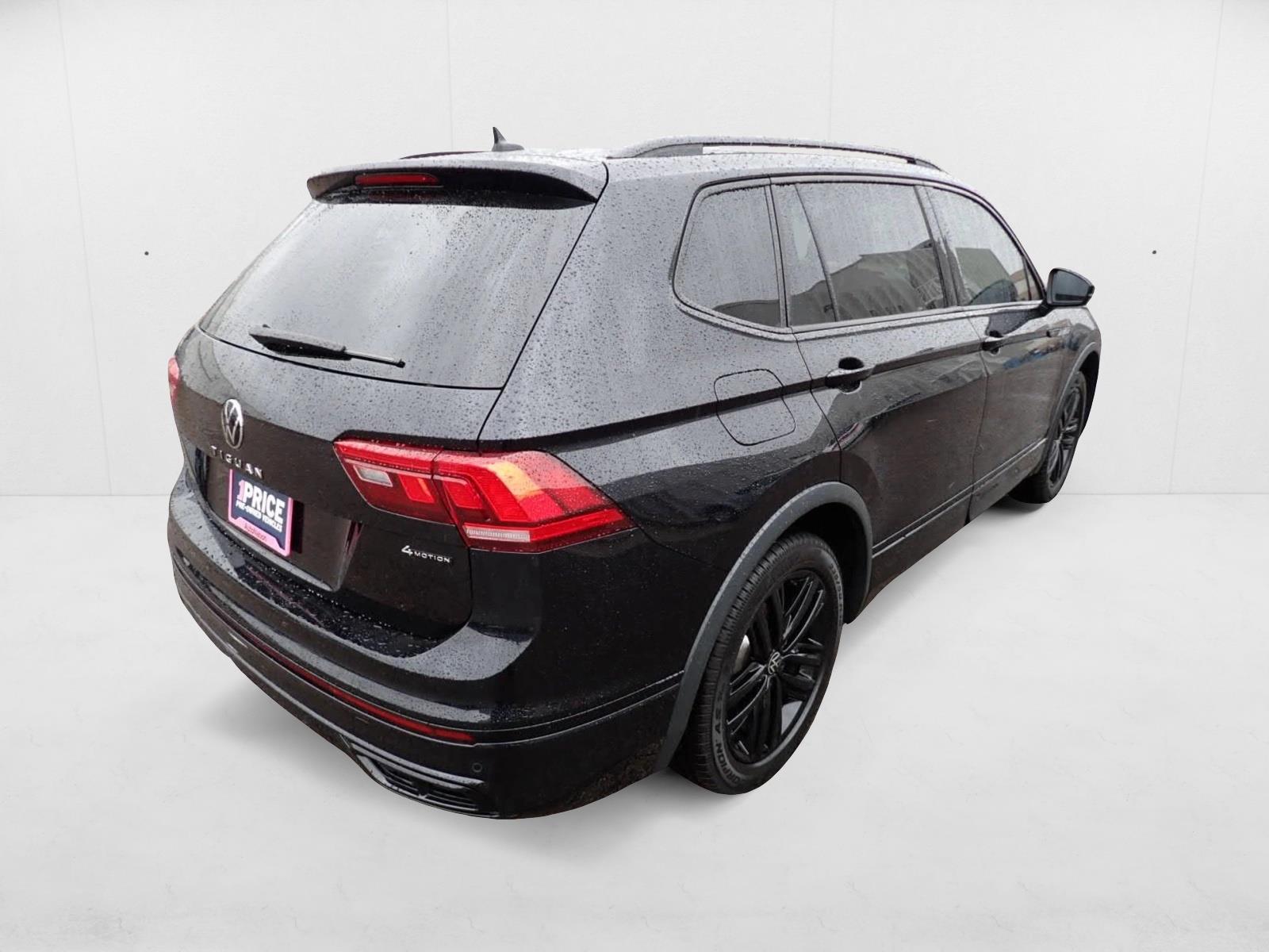 2022 Volkswagen Tiguan SE R-Line Black photo 2