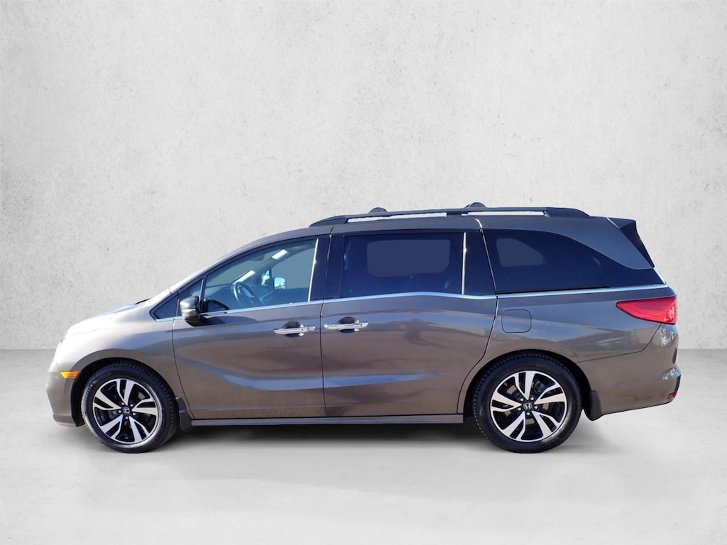 Used 2018 Honda Odyssey Elite Van