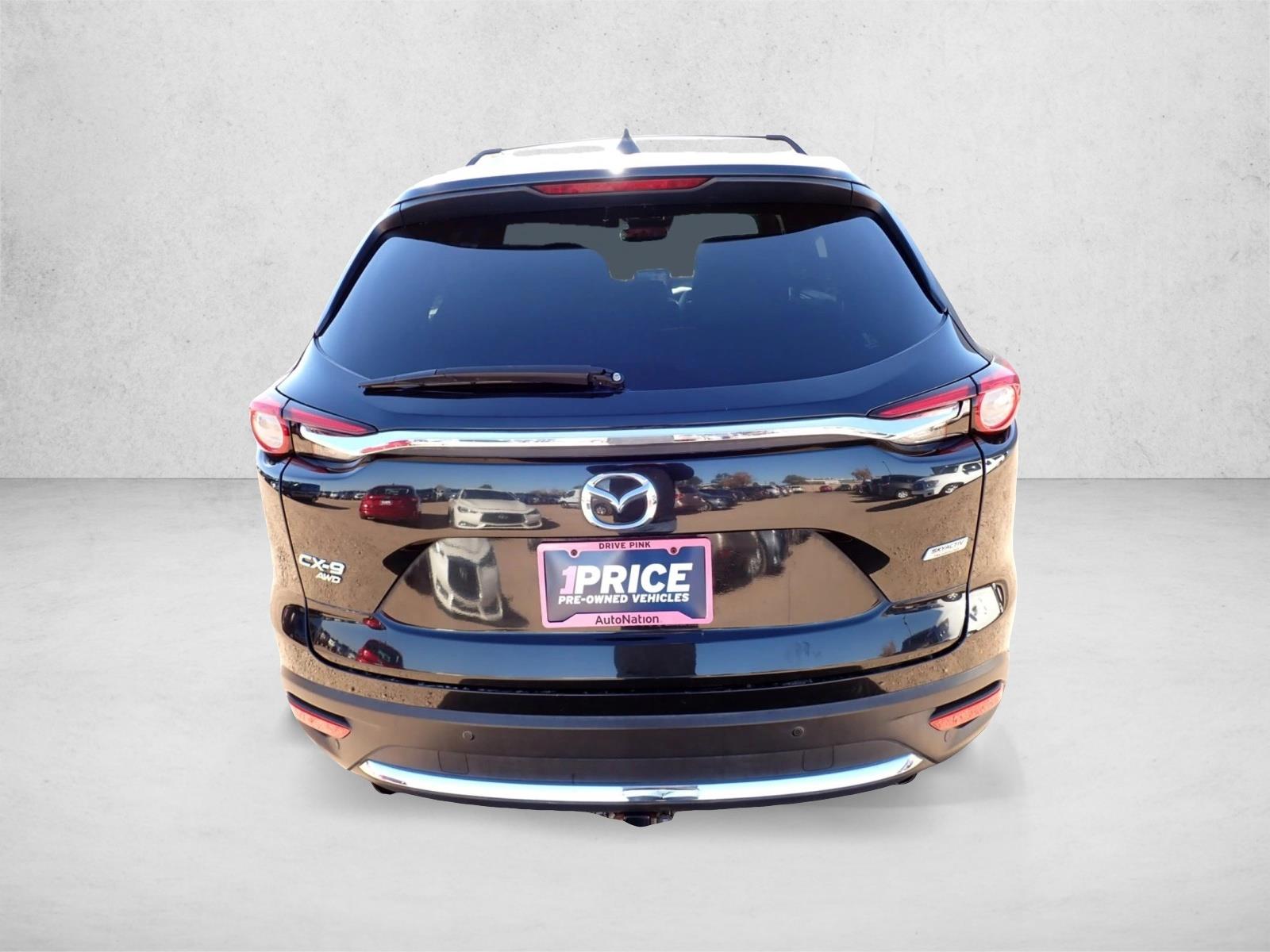 2017 Mazda CX-9 Grand Touring photo 3