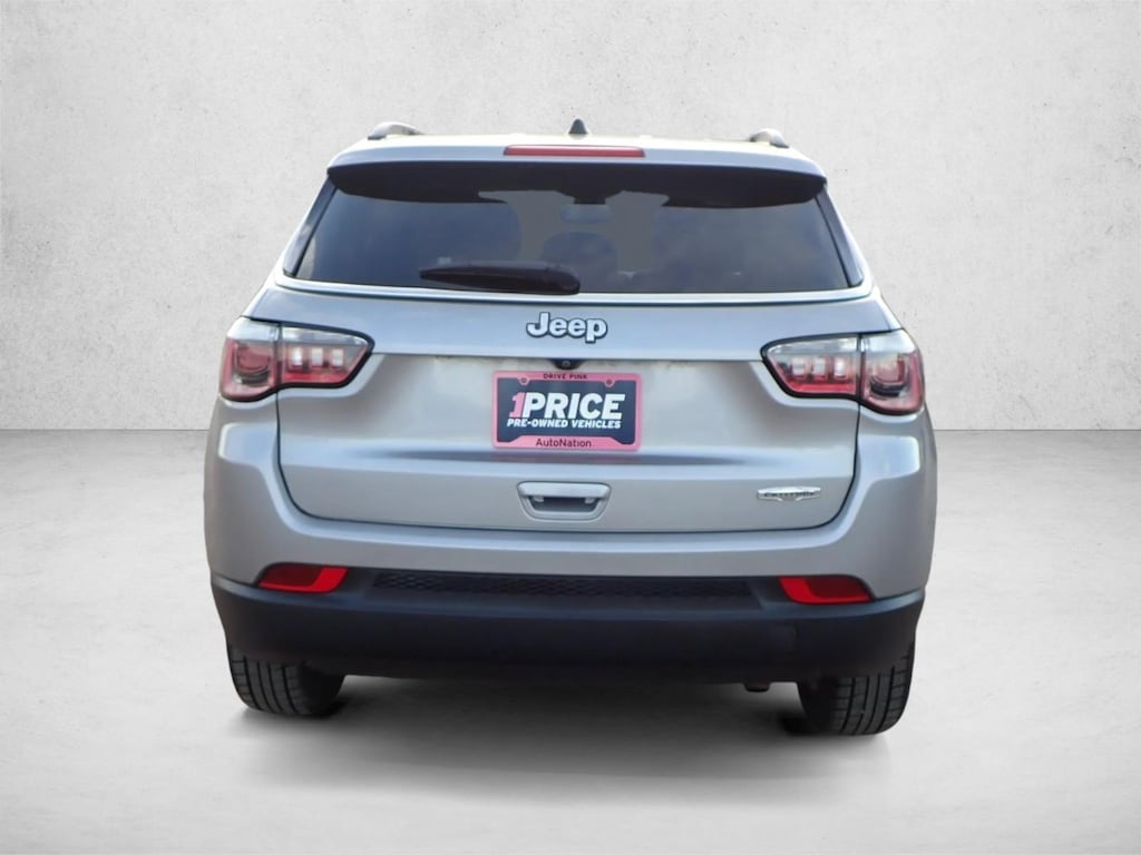 Used 2018 Jeep Compass Latitude SUV