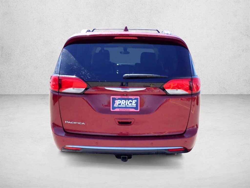Used 2018 Chrysler Pacifica Touring L Van
