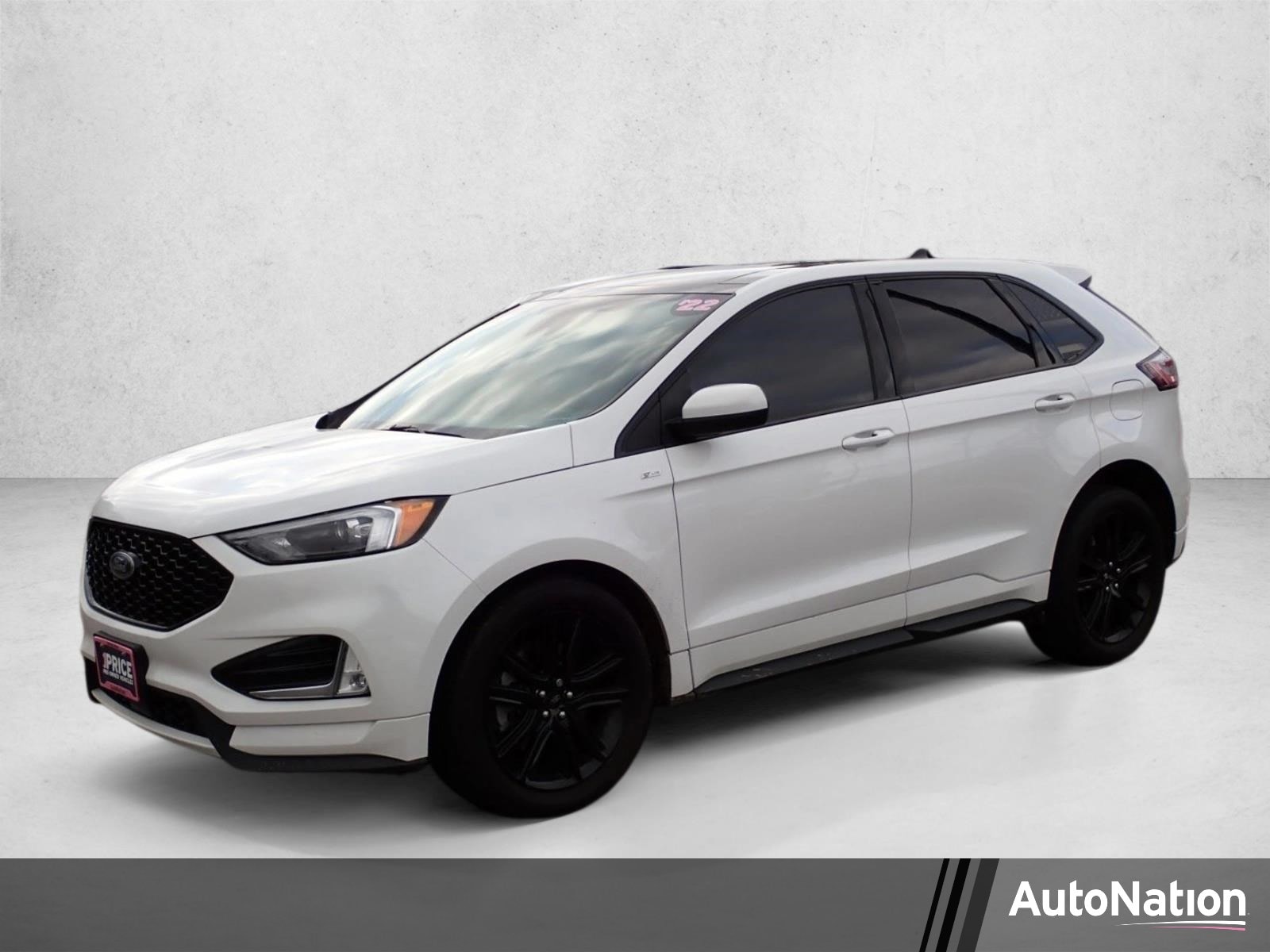 2022 Ford Edge ST-Line AWD's photo