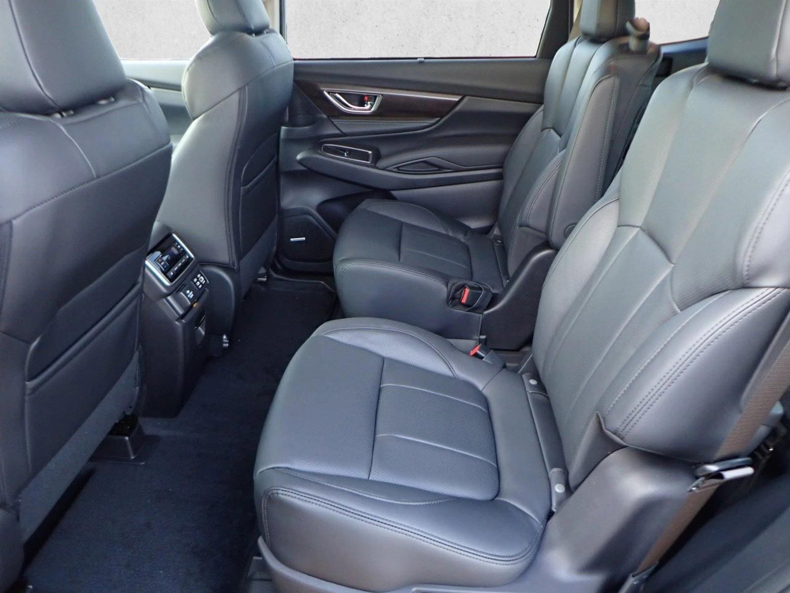 2026 Subaru Ascent Touring - Photo 10