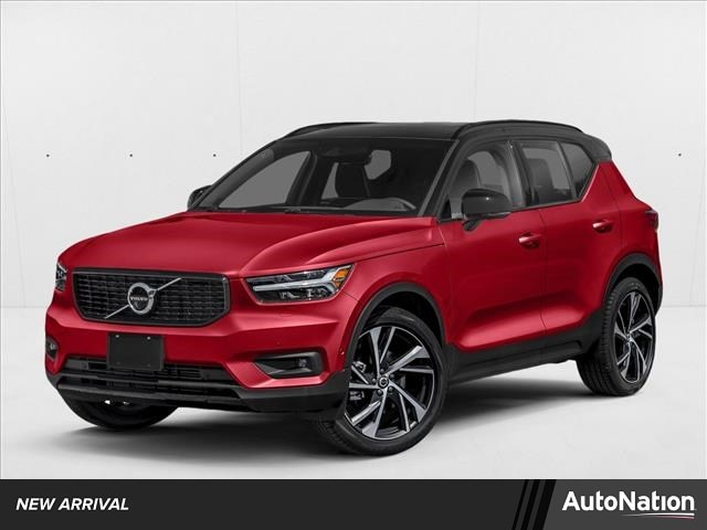 2021 Volvo XC40 T5 R-Design AWD's photo