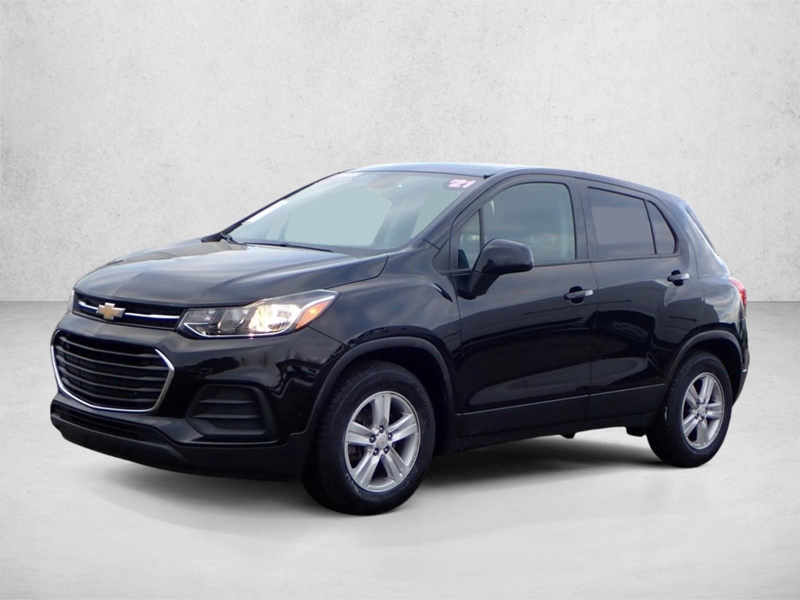 2021 Chevrolet Trax LS's photo