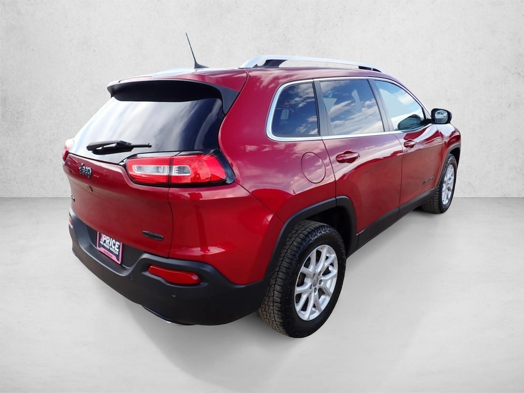 Used 2017 Jeep Cherokee Latitude SUV