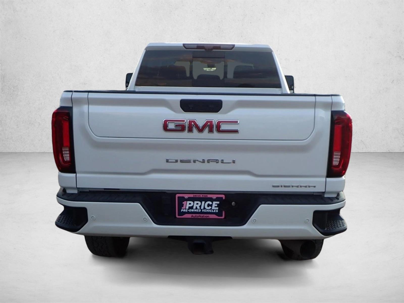 2022 Gmc Sierra 3500 HD Denali photo 3