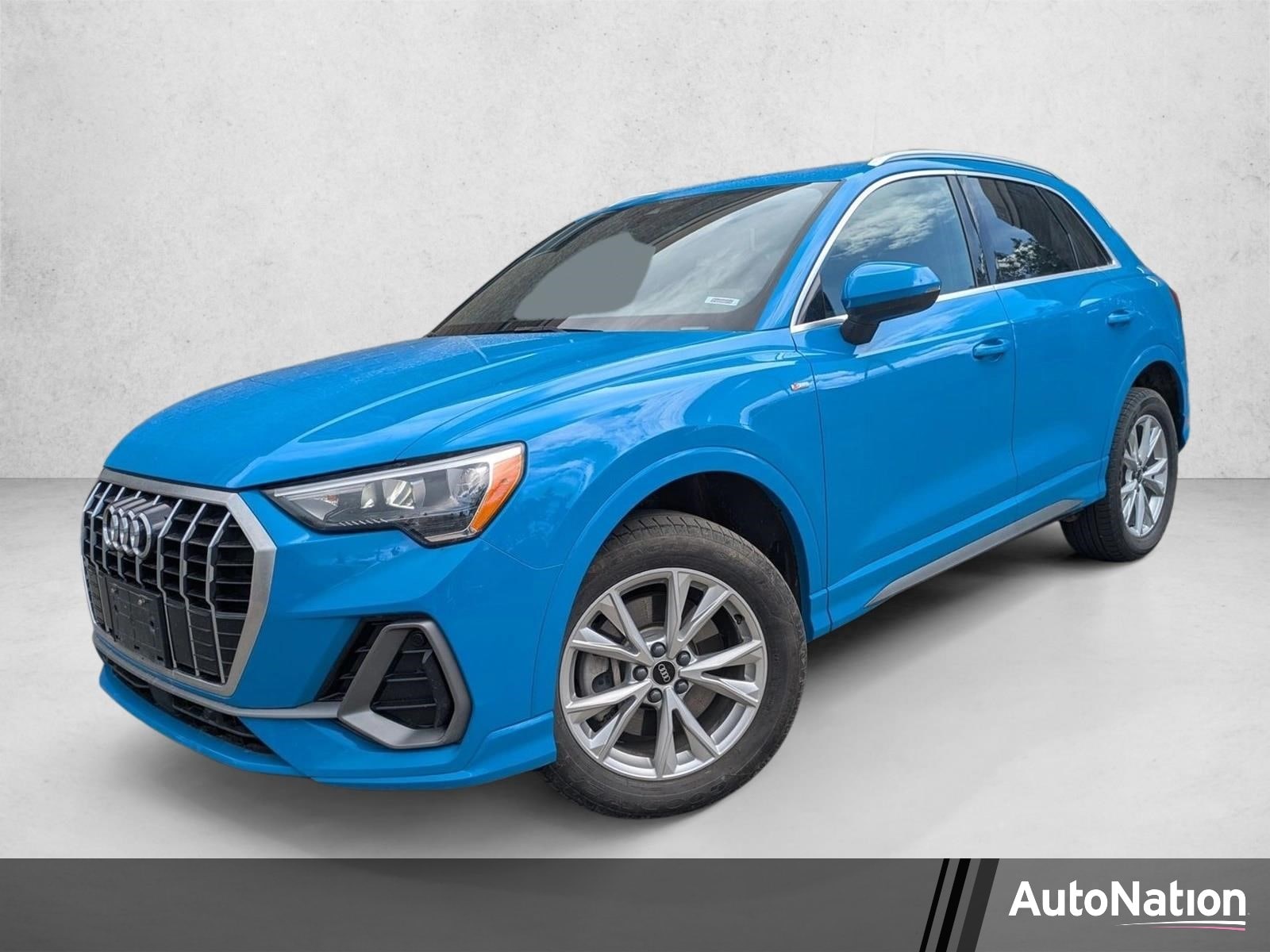 2022 Audi Q3 45 TFSI S Line Premium quattro's photo