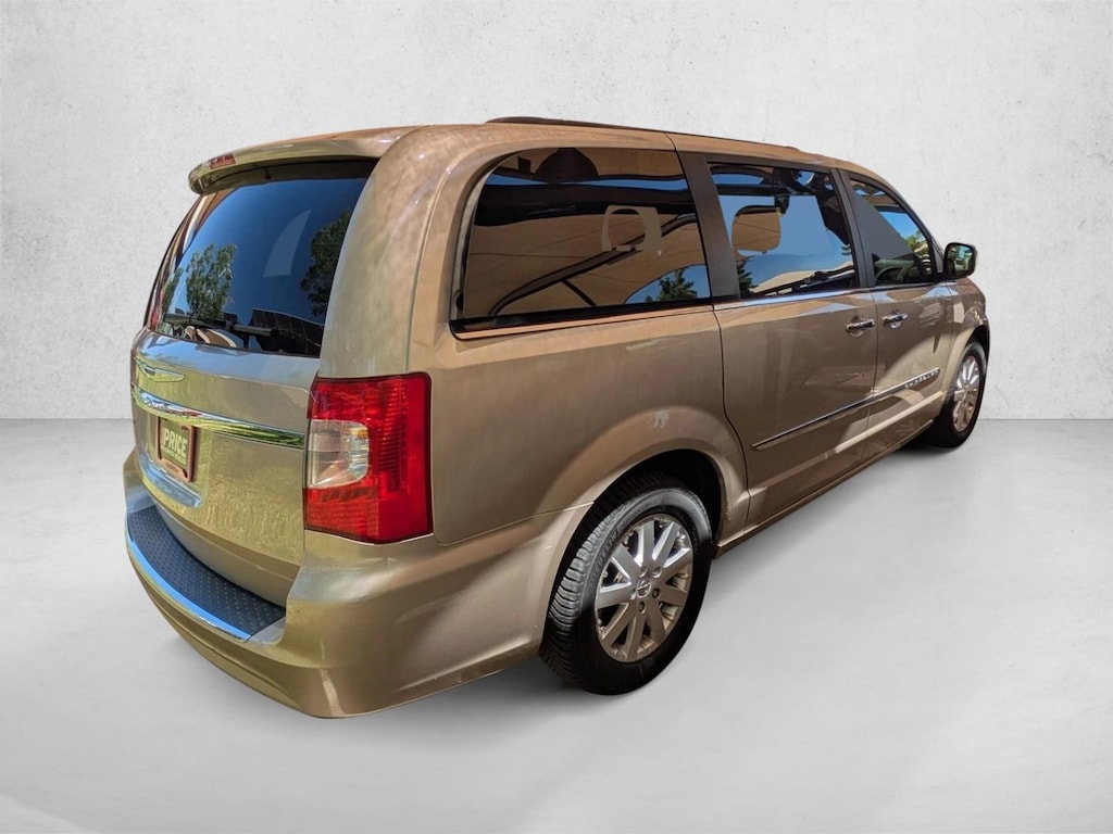 Used 2015 Chrysler Town & Country Touring Van