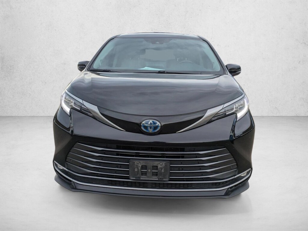Used 2022 Toyota Sienna Limited Van Passenger Van