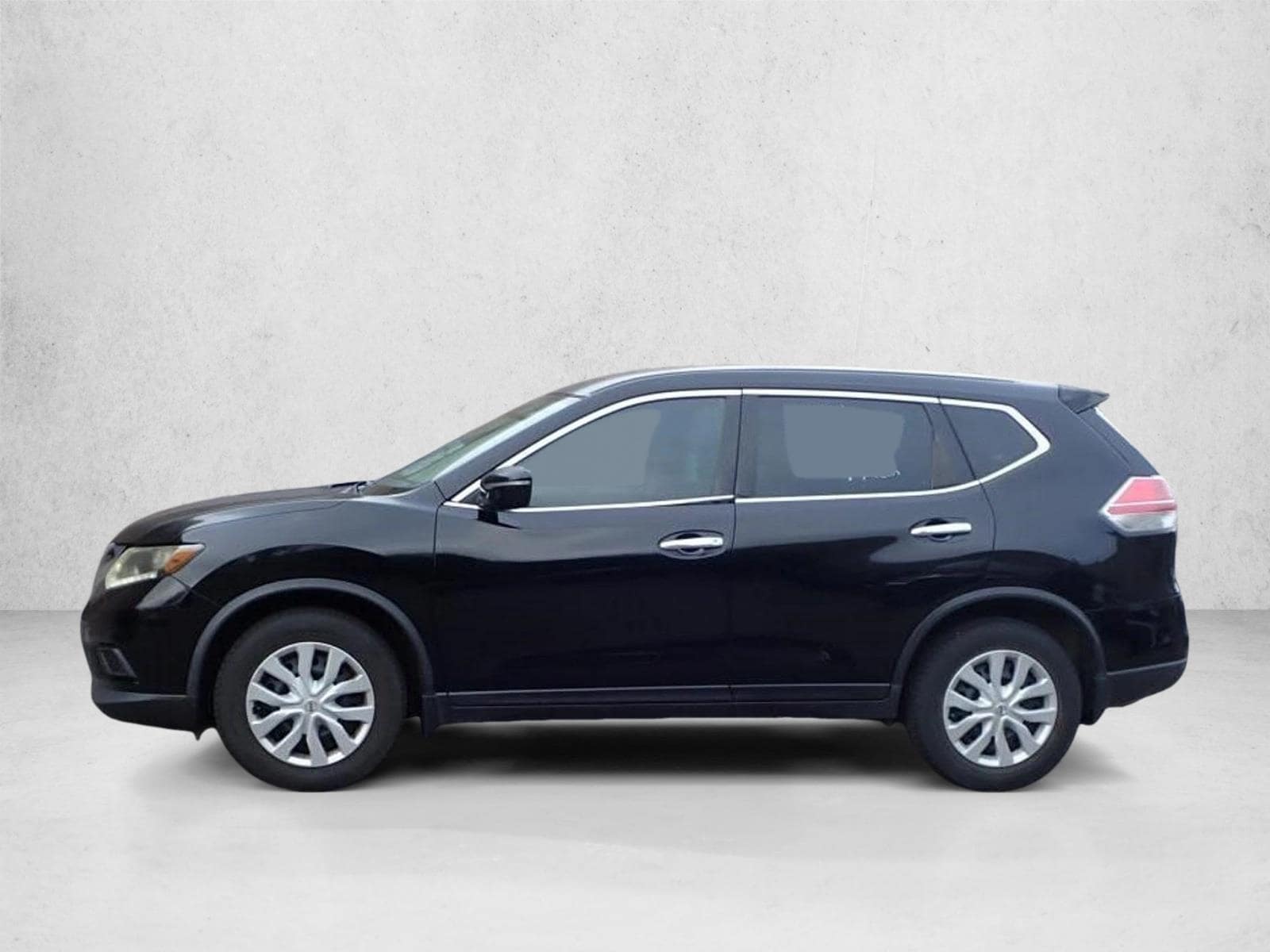 Used 2015 Nissan Rogue S with VIN KNMAT2MT0FP572861 for sale in Golden, CO