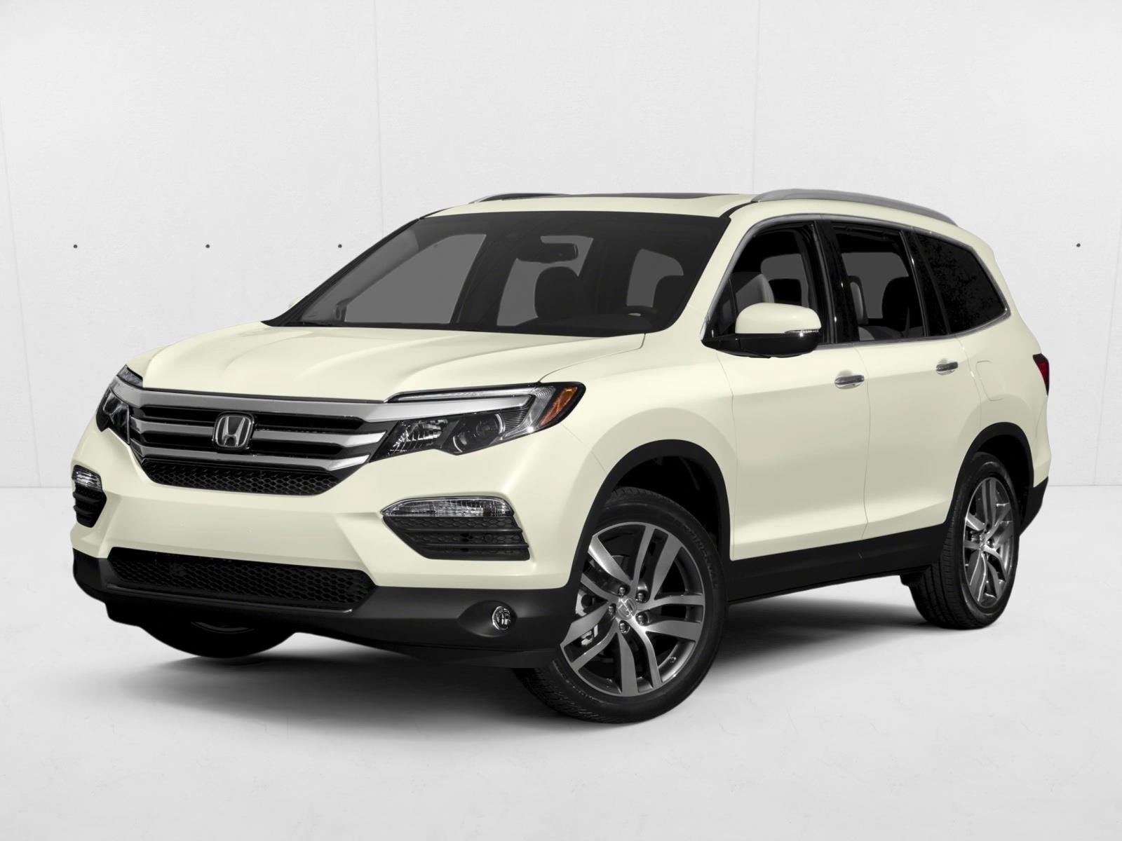2017 Honda Pilot Touring's photo