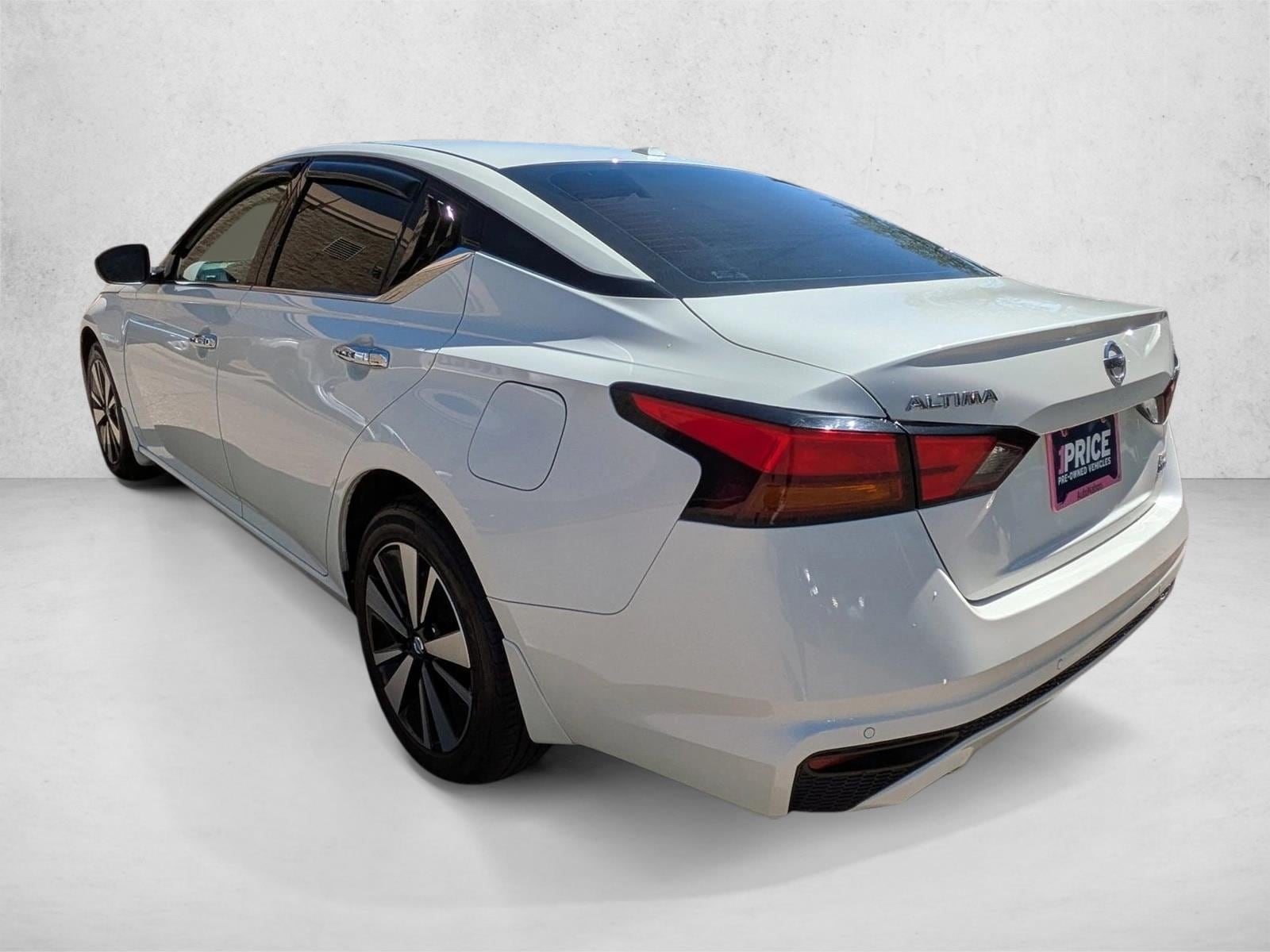 2020 Nissan Altima SV - Photo 7
