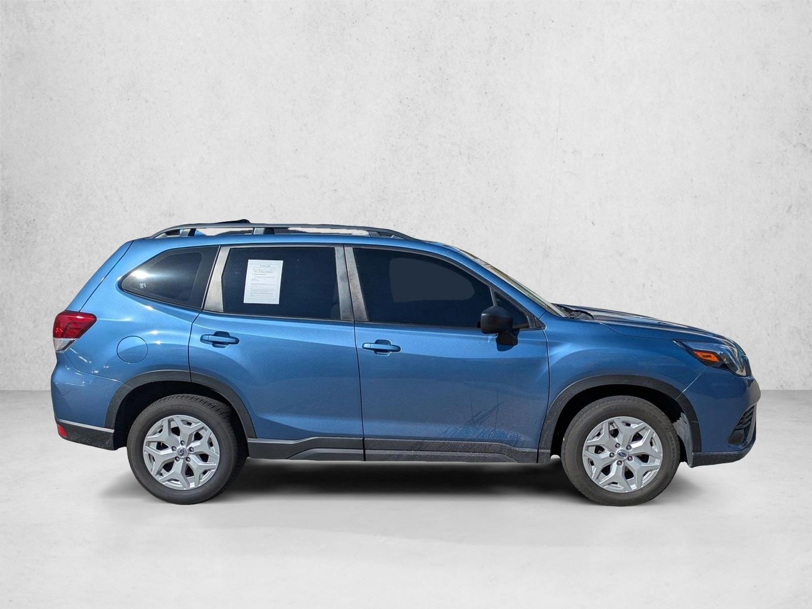 2023 Subaru Forester Base photo 2