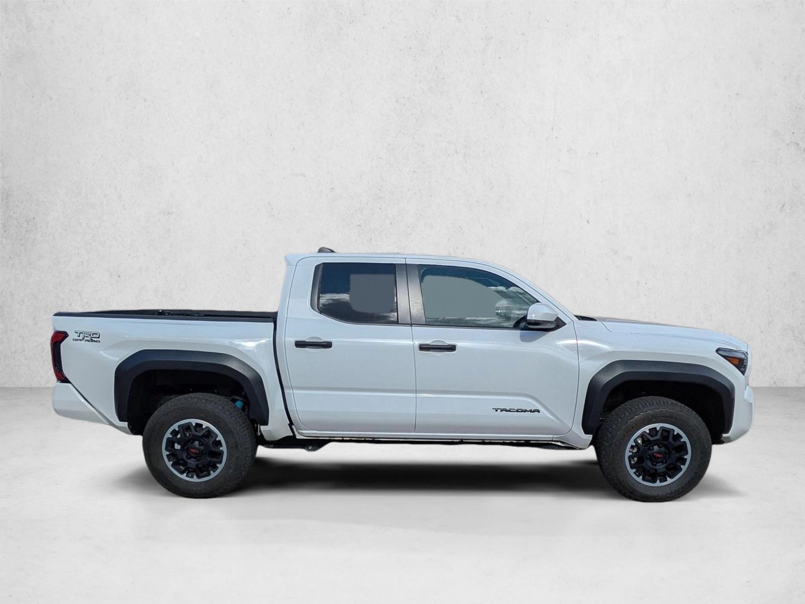 2024 Toyota Tacoma TRD photo 4