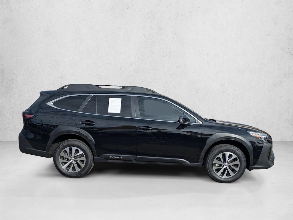 Used 2023 Subaru Outback Premium SUV