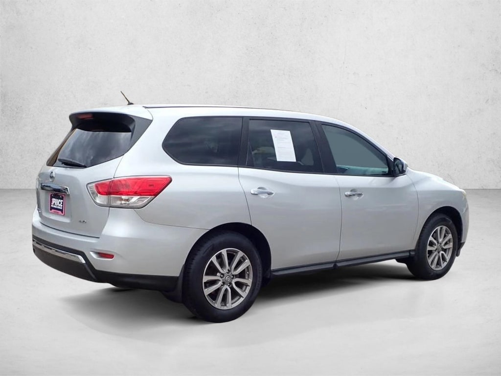 Used 2014 Nissan Pathfinder S SUV