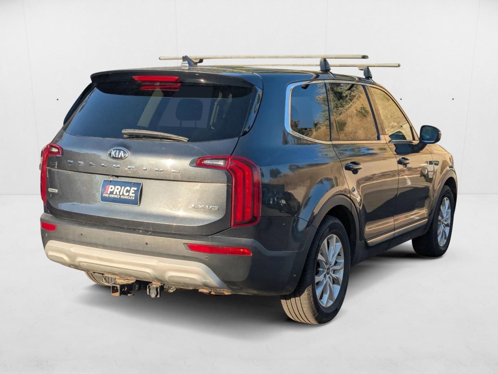2020 Kia Telluride LX photo 3