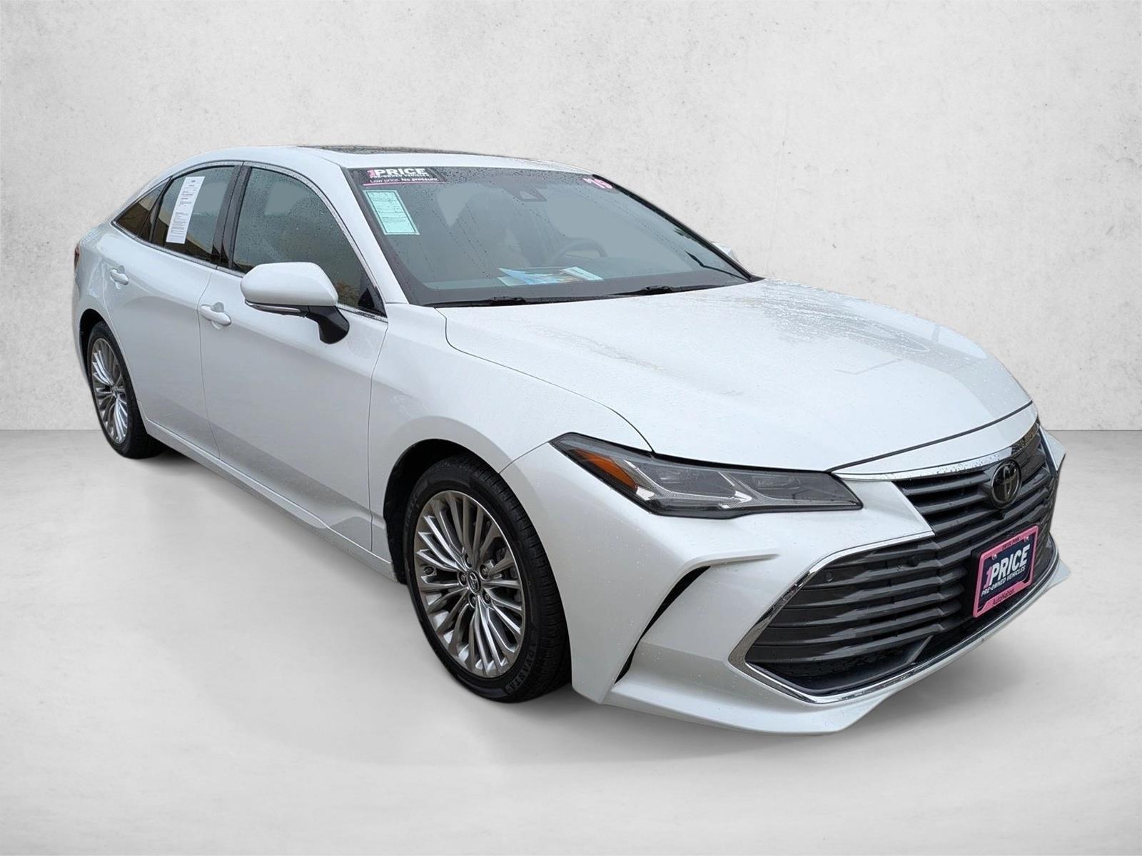 2019 Toyota Avalon XLE XSE Touring Limited photo 3