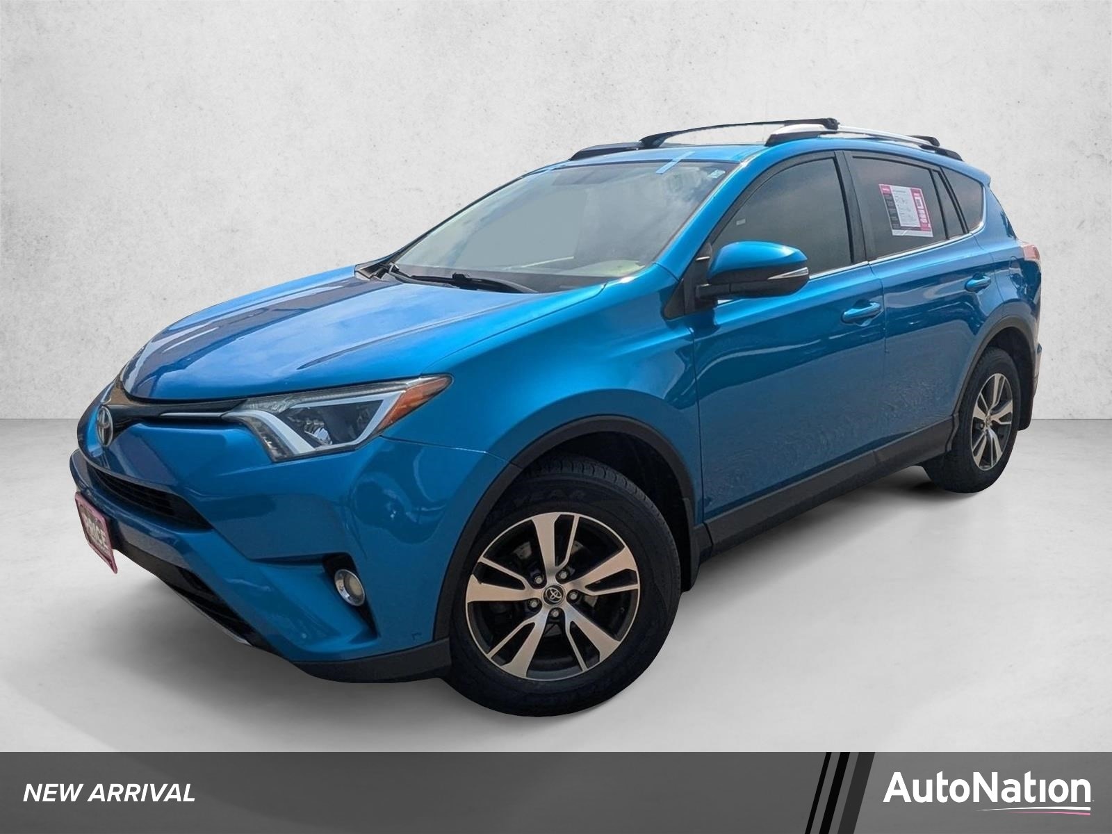 2016 Toyota RAV4 XLE AWD's photo