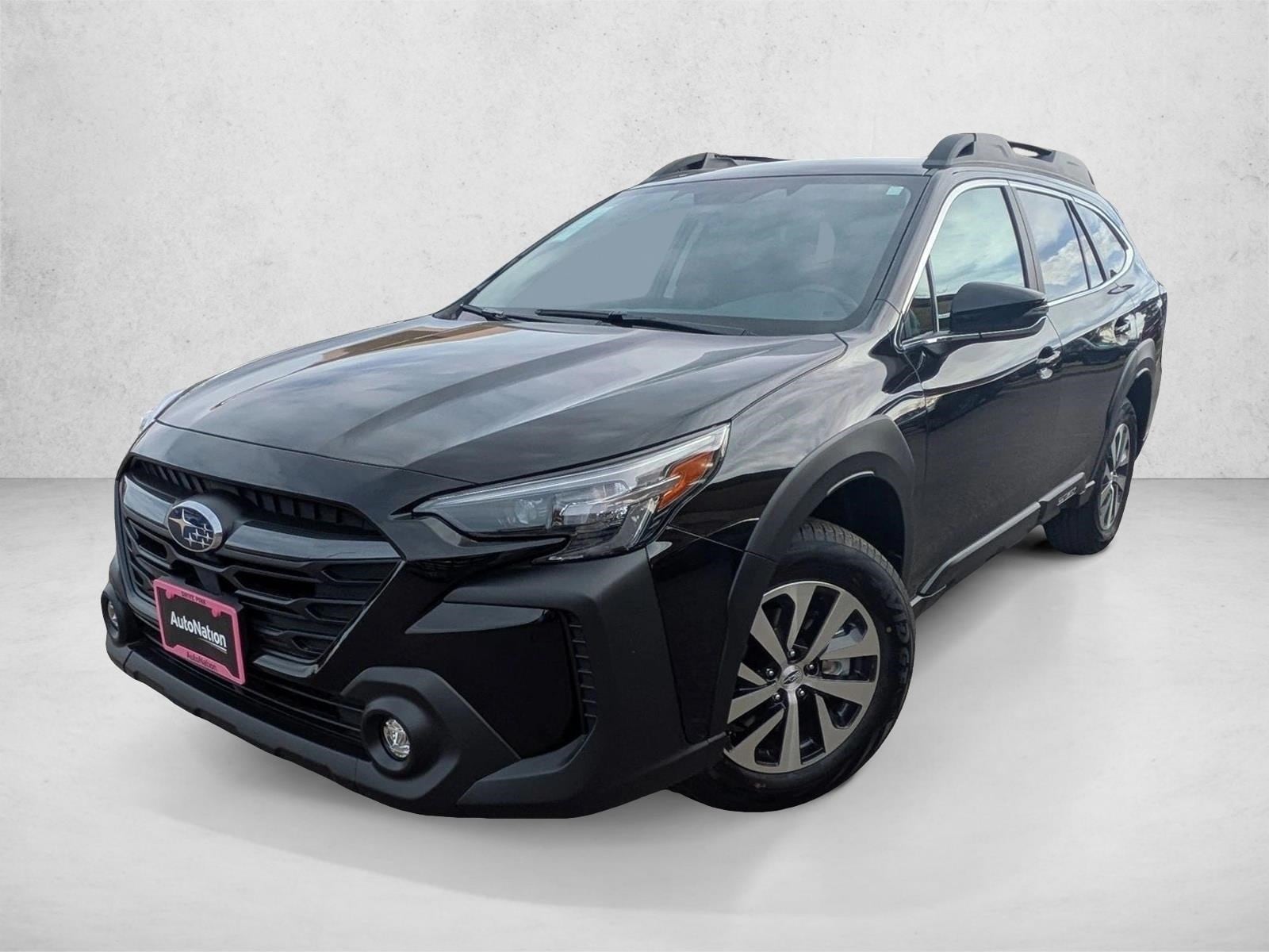 2025 Subaru Outback Premium's photo