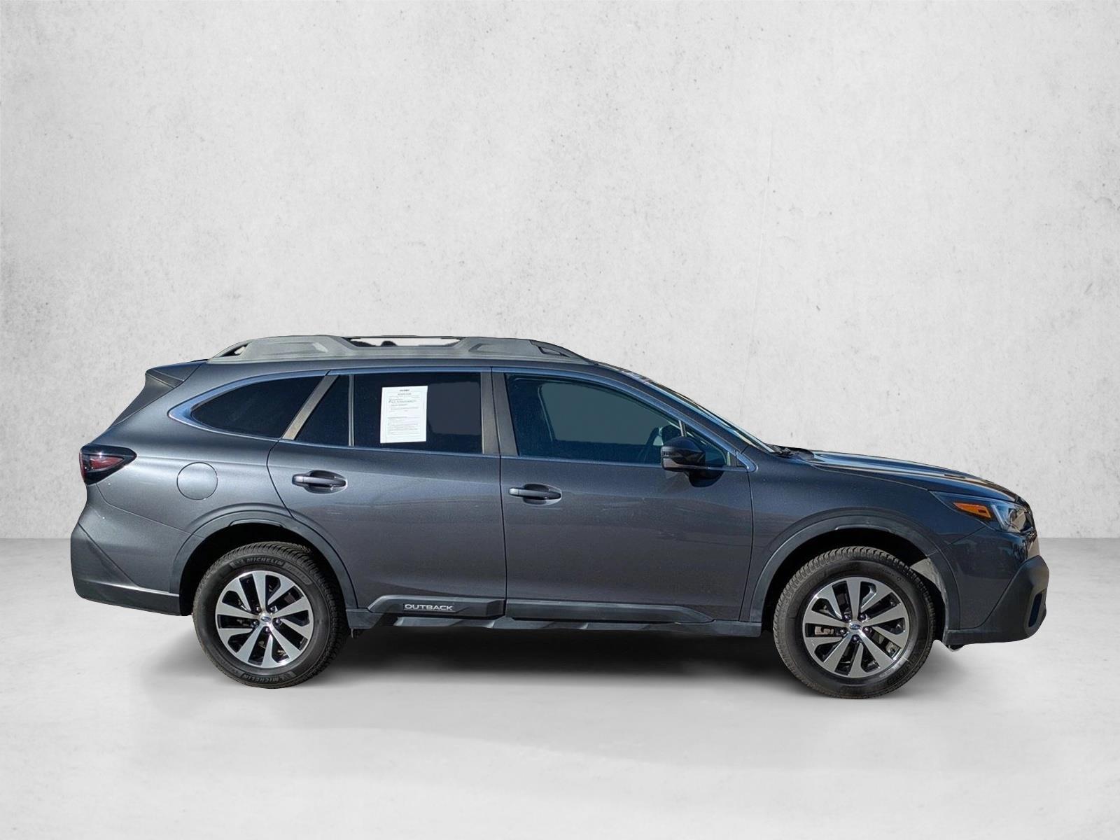 2021 Subaru Outback Premium photo 4