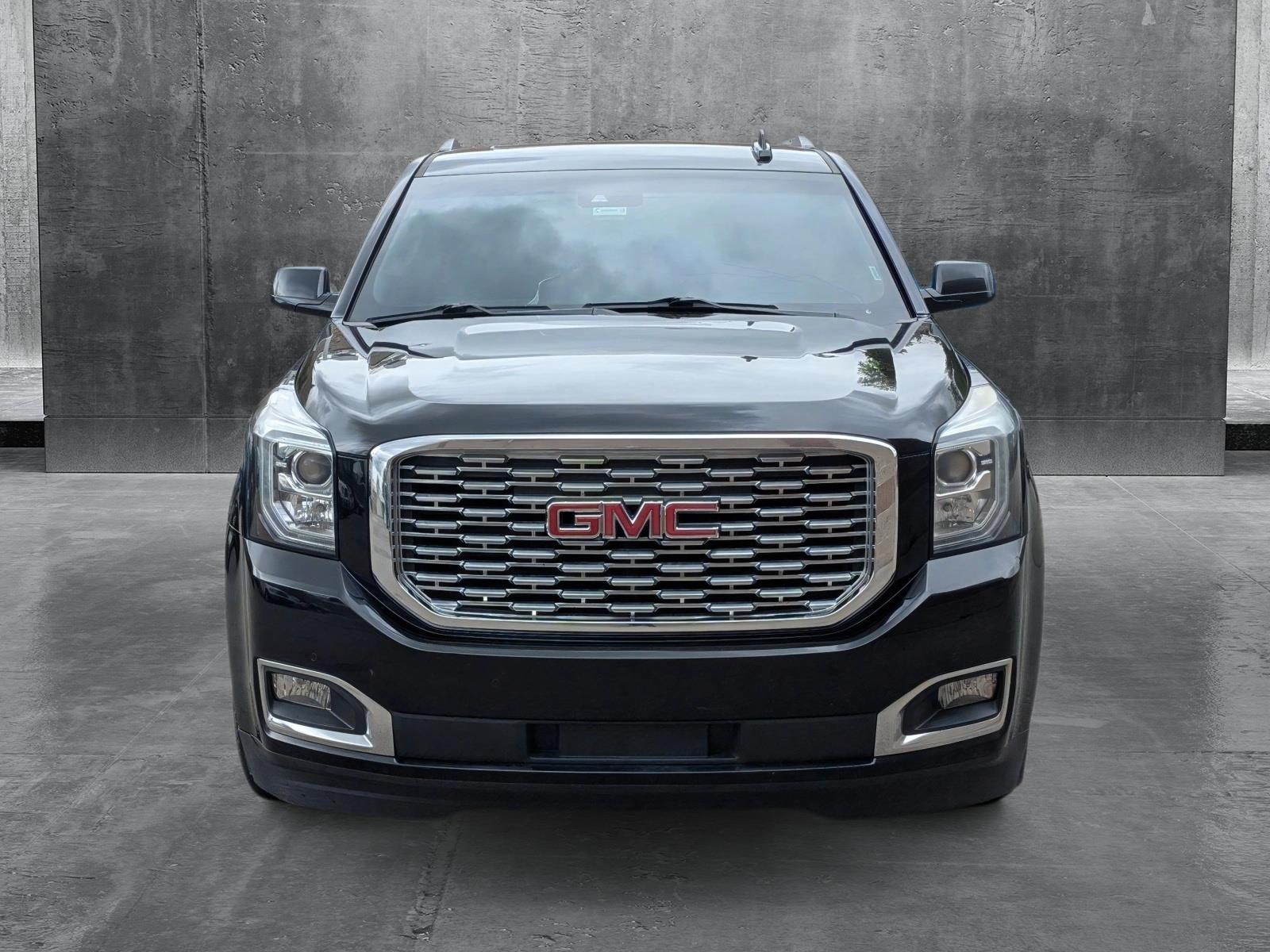 Used 2019 GMC Yukon XL Denali with VIN 1GKS2HKJ7KR124969 for sale in Golden, CO
