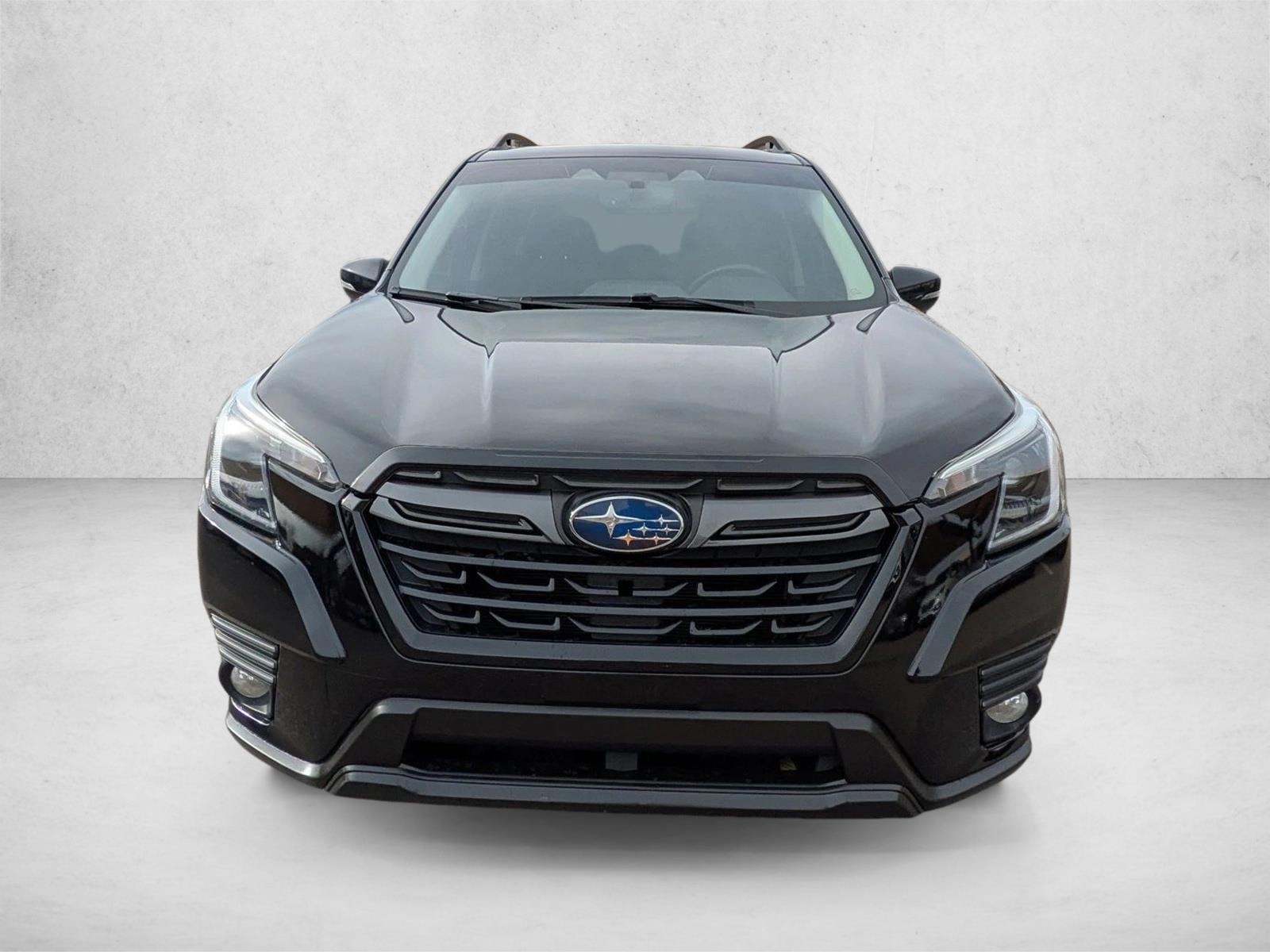 2022 Subaru Forester Limited photo 2