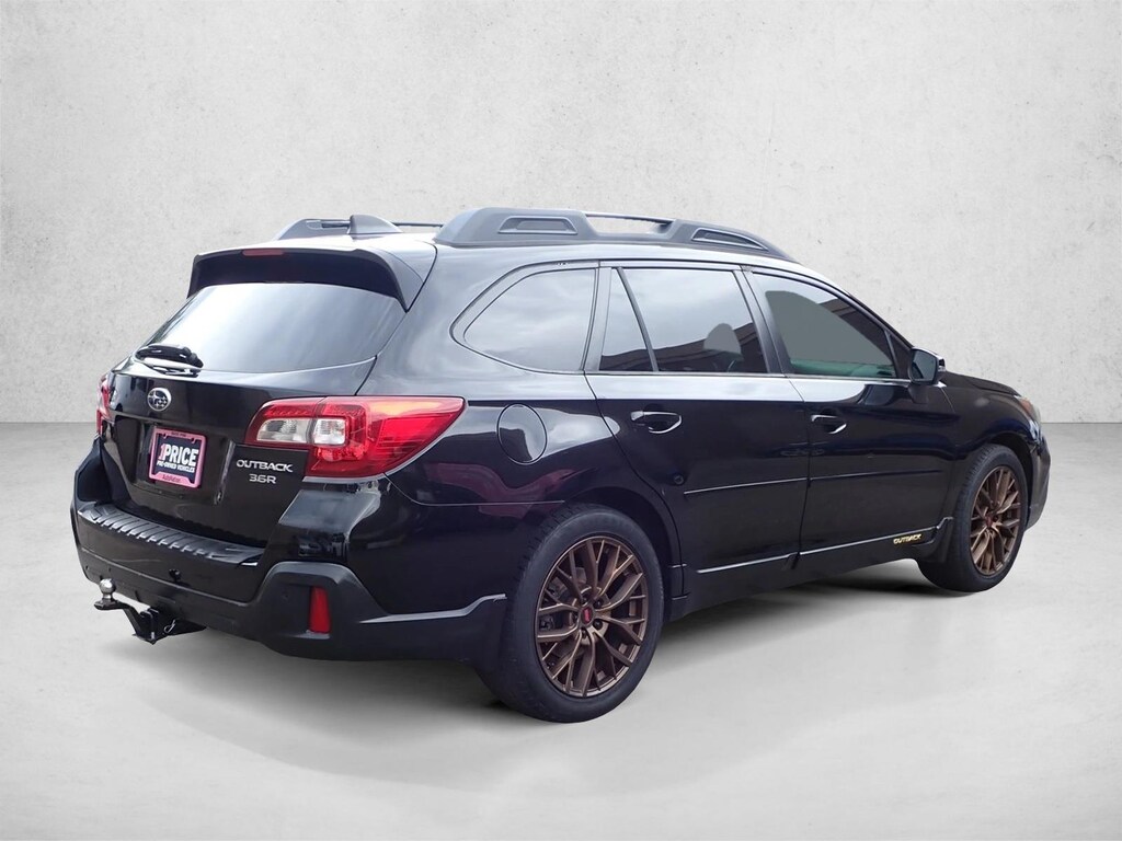 Used 2018 Subaru Outback Limited SUV
