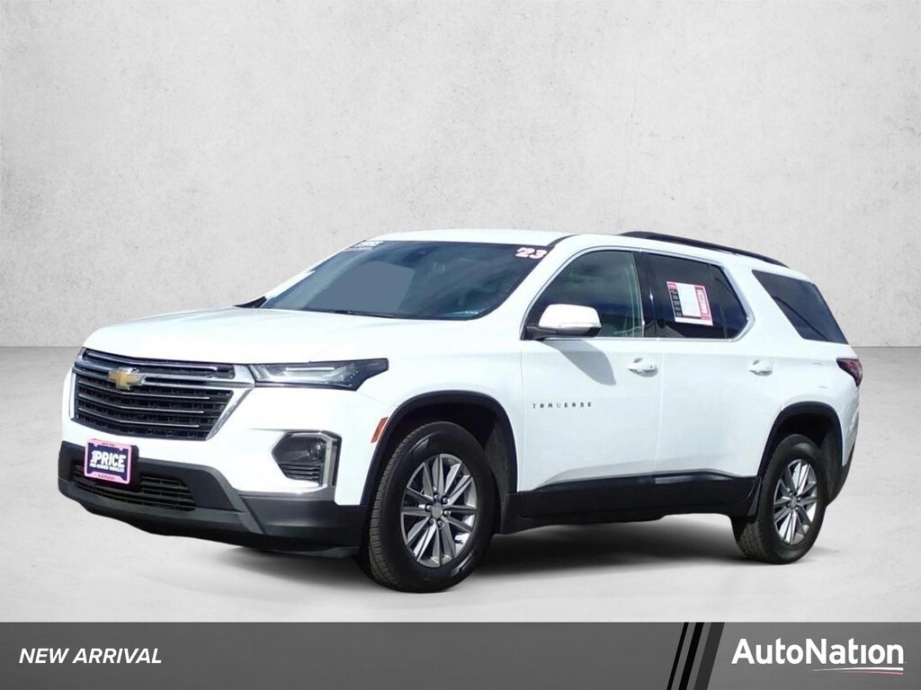 Used 2023 Chevrolet Traverse LT Cloth SUV