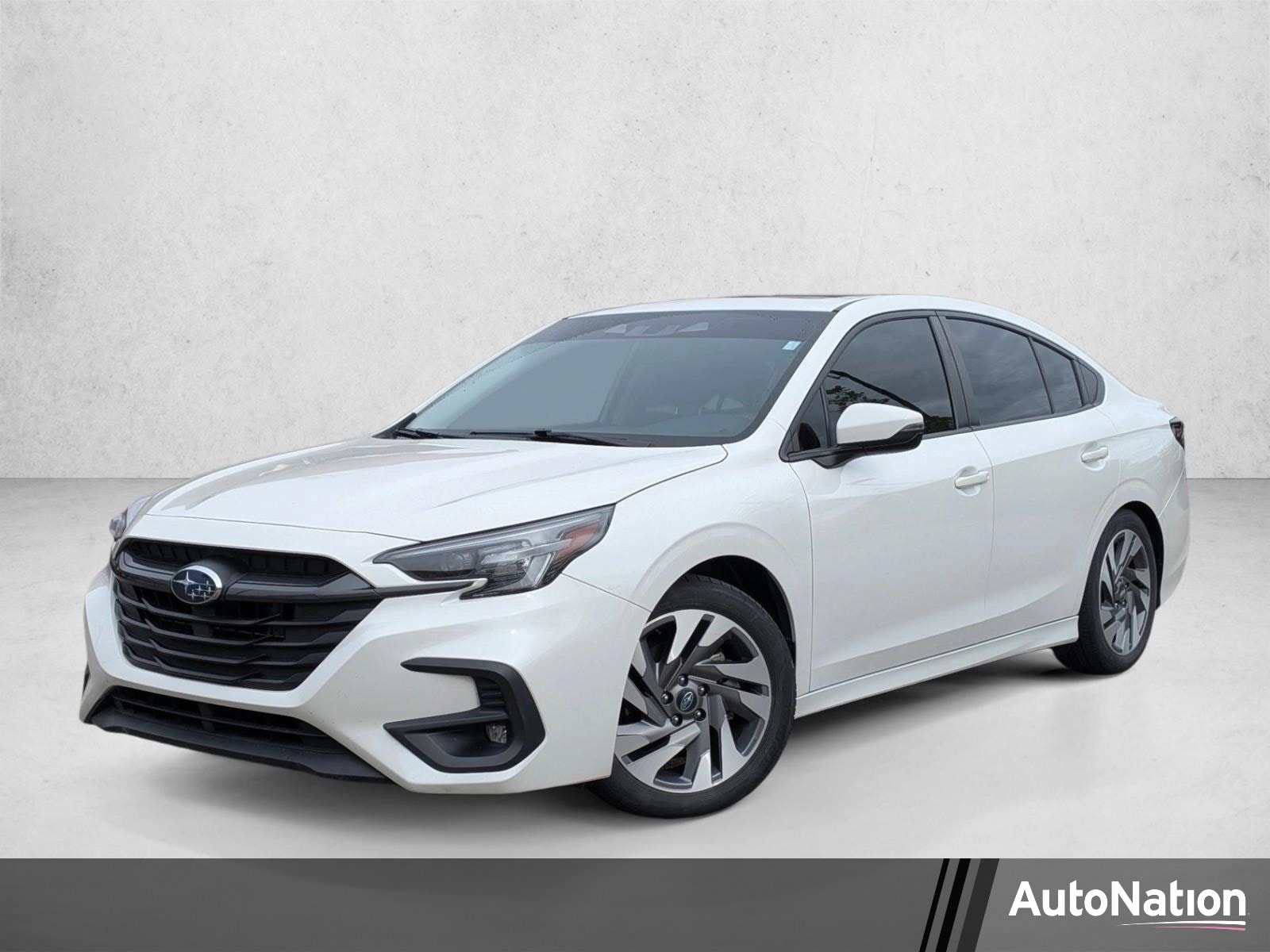 2023 Subaru Legacy Limited's photo