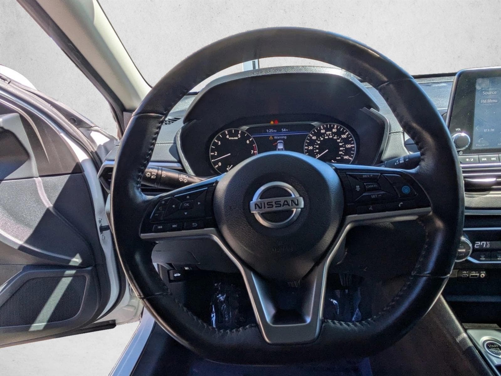 2020 Nissan Altima SV - Photo 18