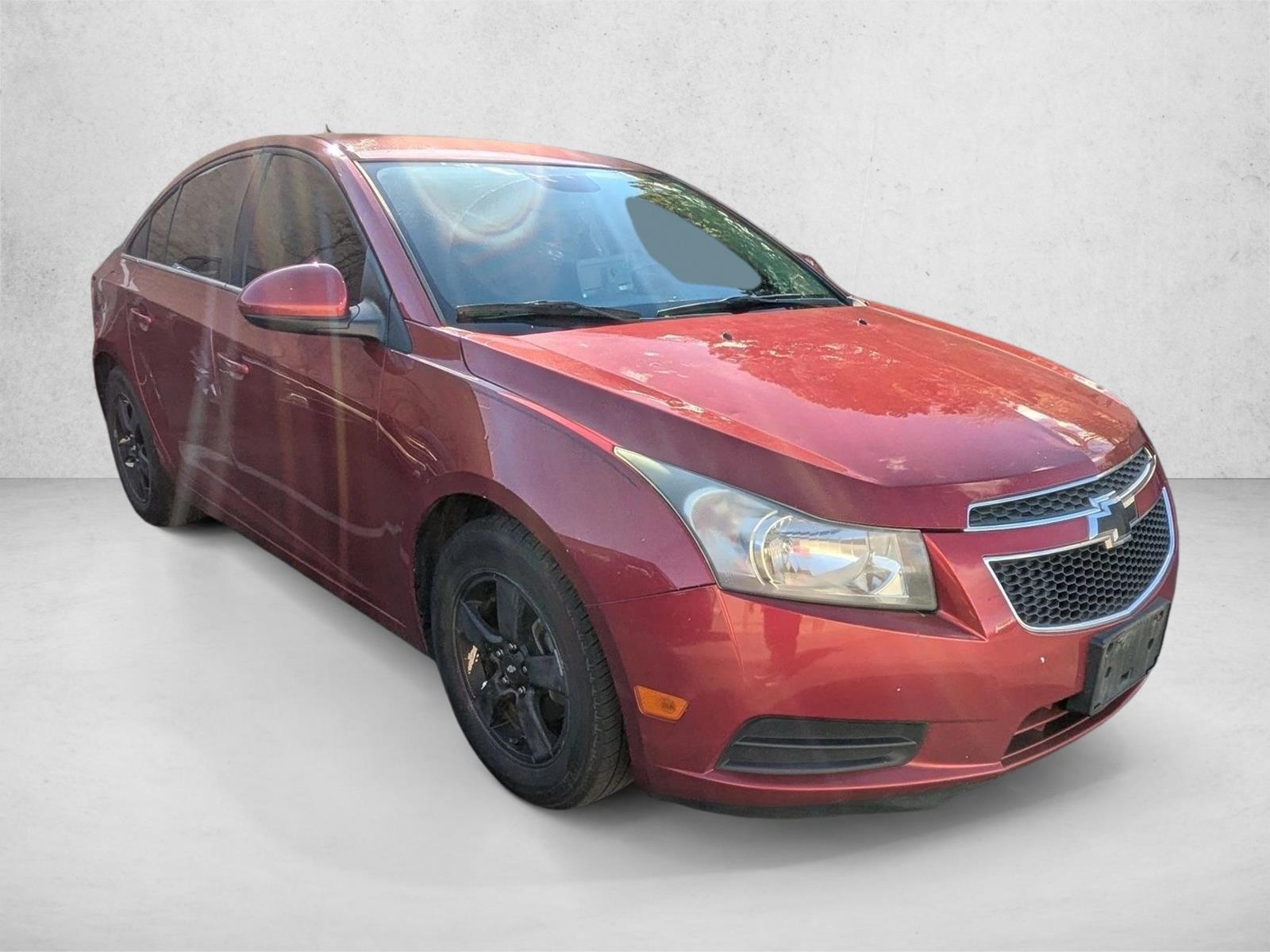 2013 Chevrolet Cruze photo 3