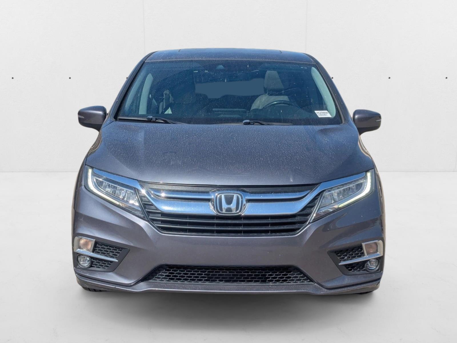 2019 Honda Odyssey Touring photo 2