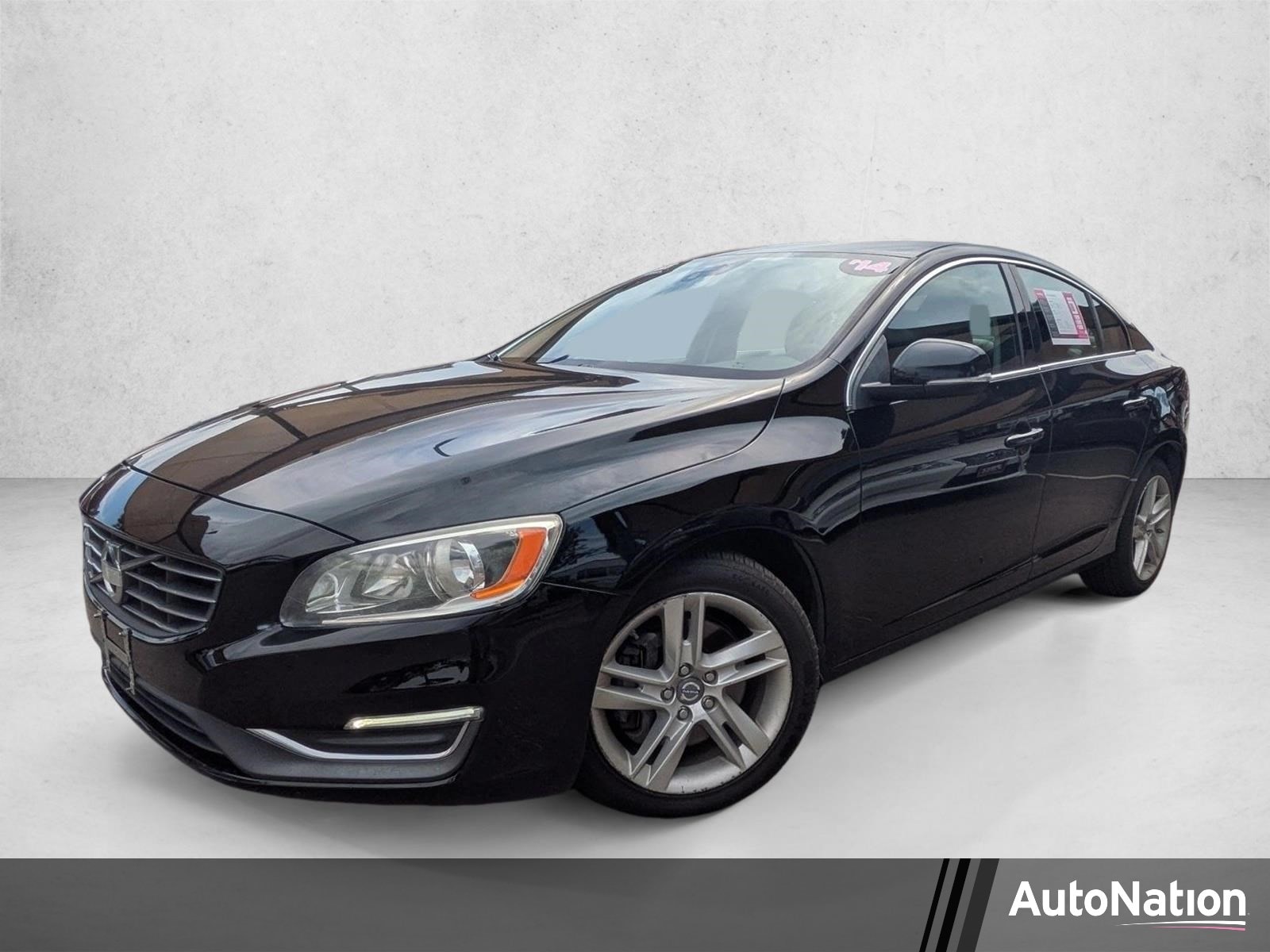2014 Volvo S60 T5 FWD Auto's photo