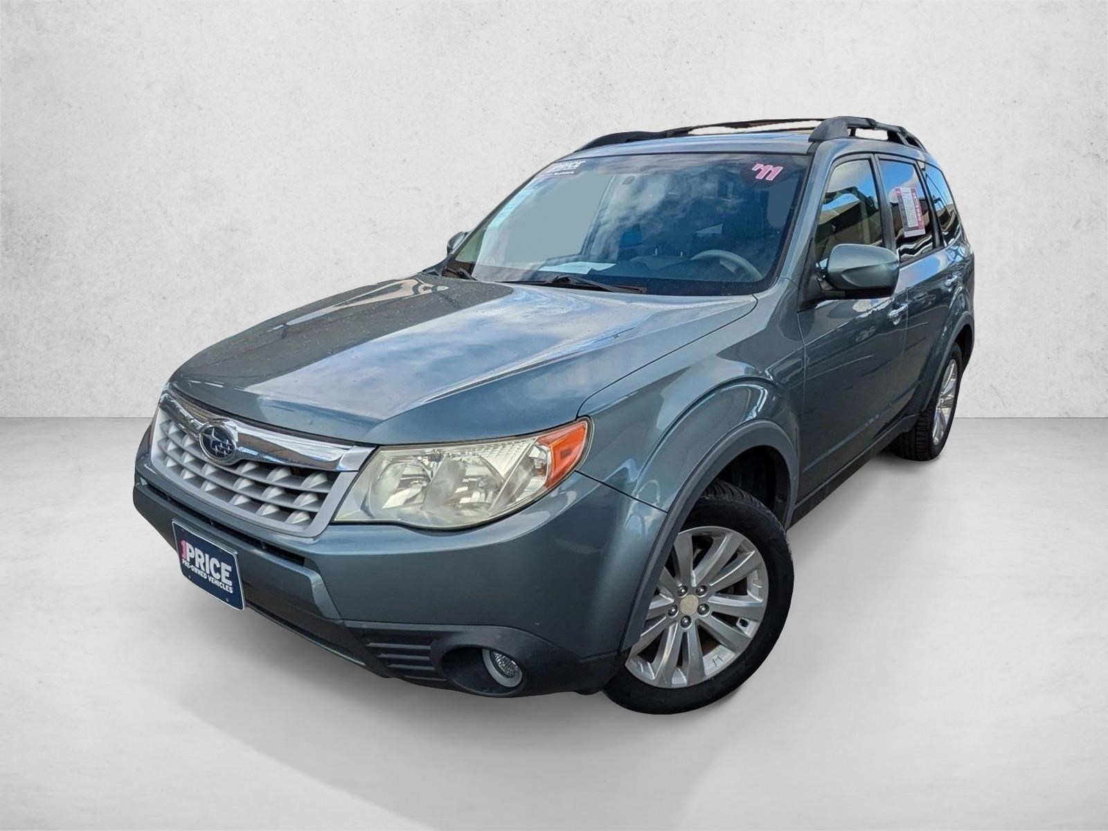 2011 Subaru Forester X Limited's photo