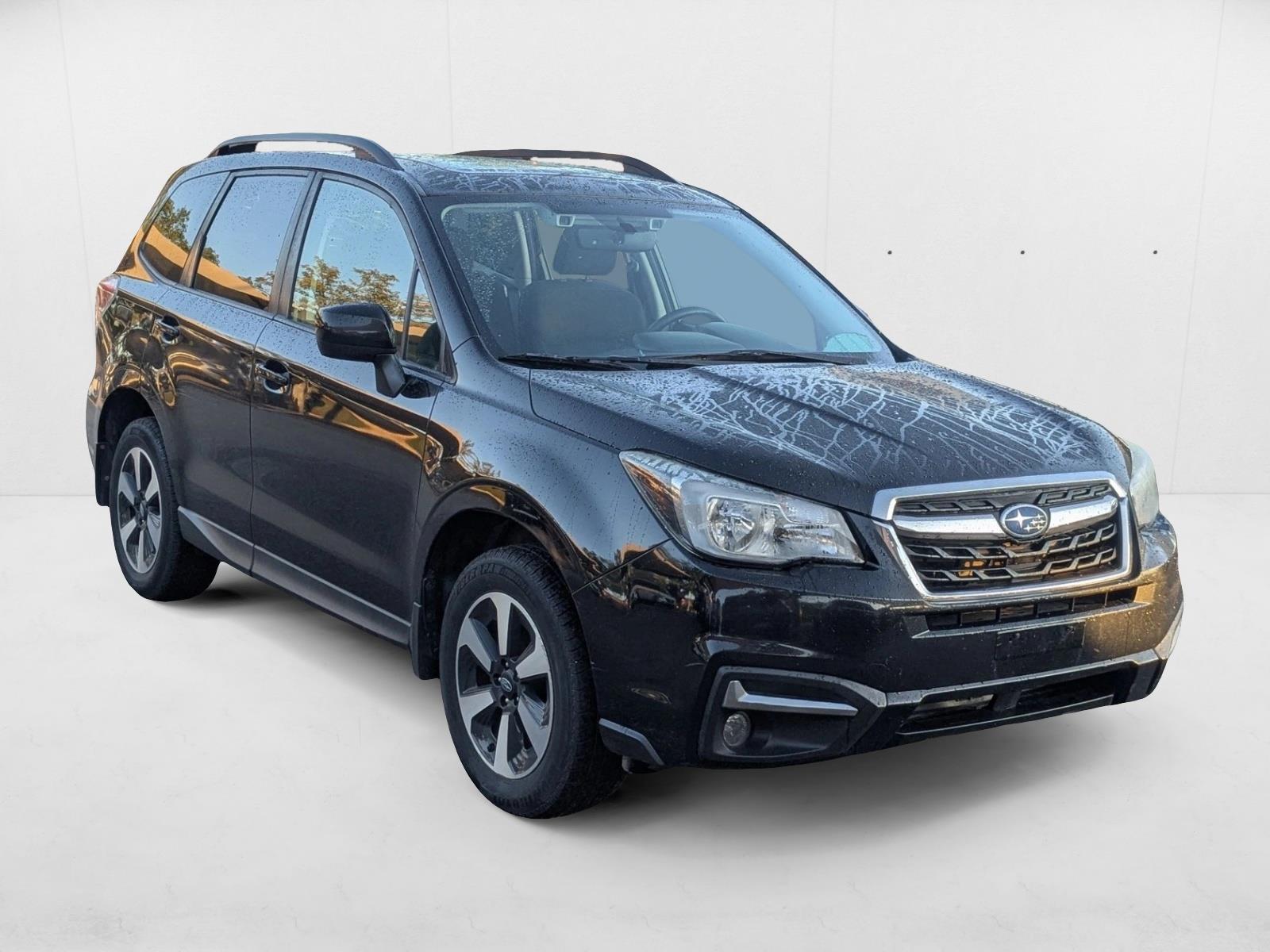 2017 Subaru Forester Premium photo 3