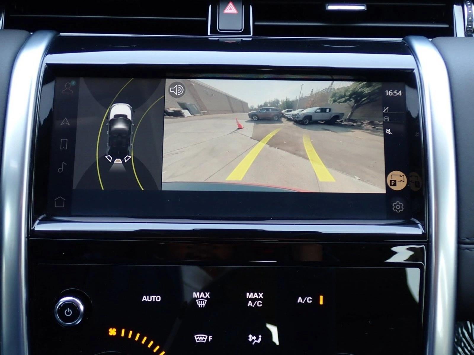 2022 Land Rover Discovery Sport SE - Photo 19