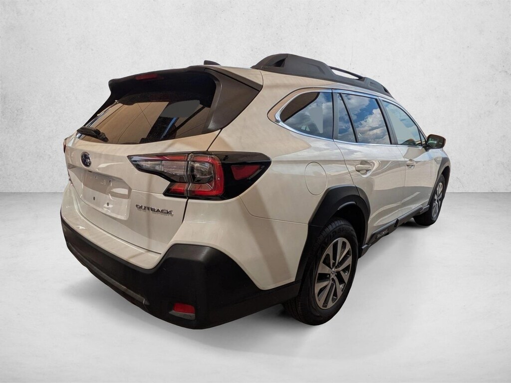 Used 2025 Subaru Outback Premium SUV