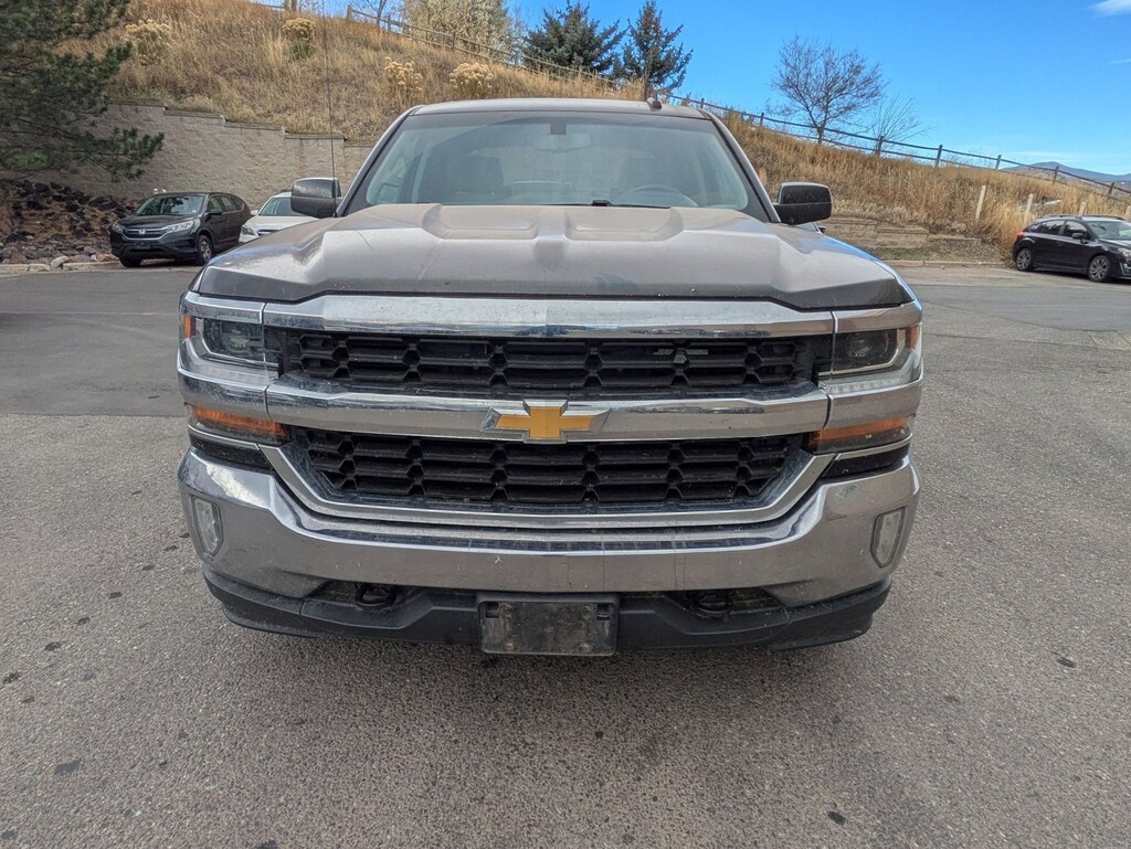 Used 2018 Chevrolet Silverado 1500 LT Truck Crew Cab
